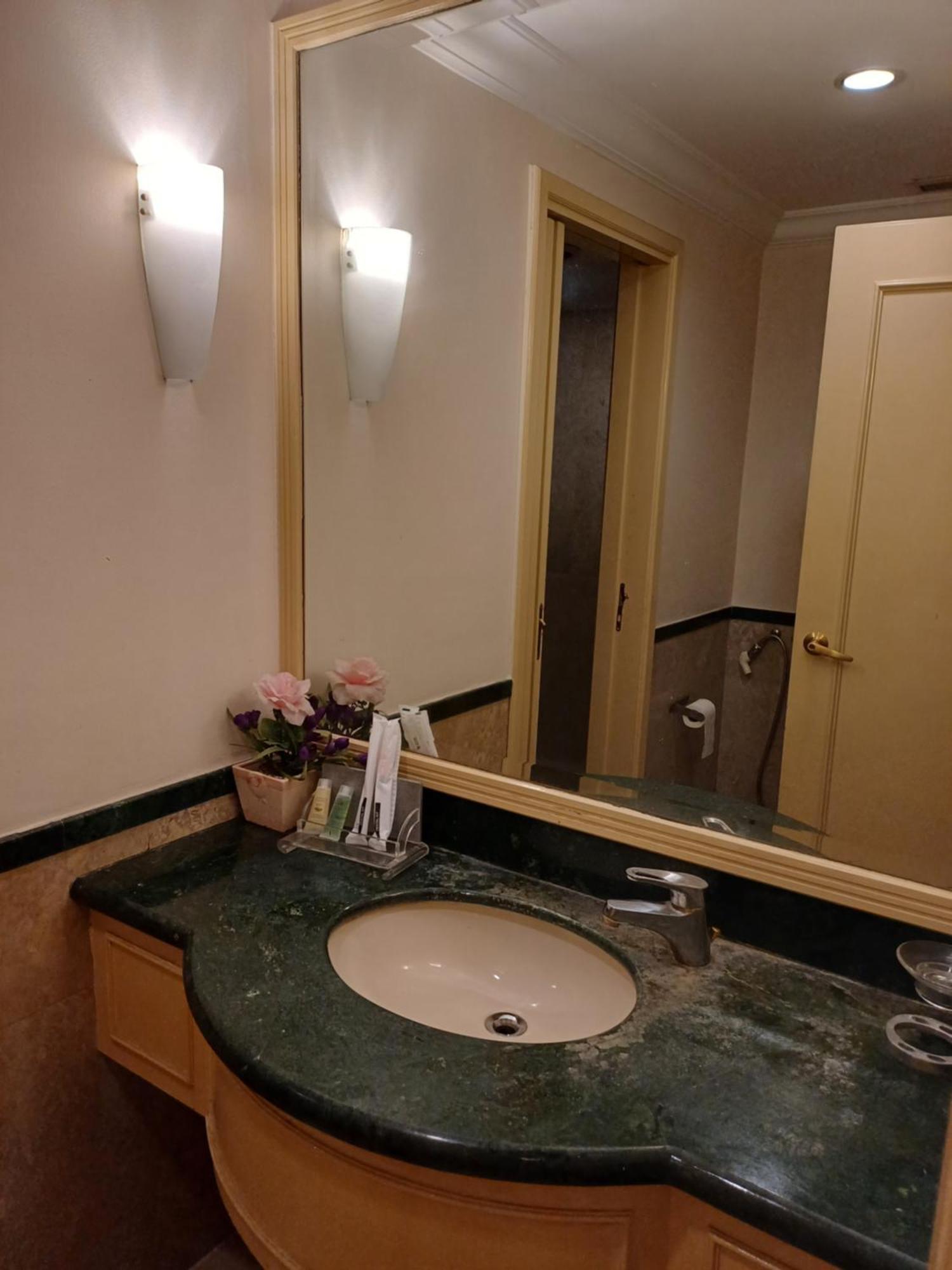 Times Square Grand Service Suite 쿠알라룸푸르 외부 사진