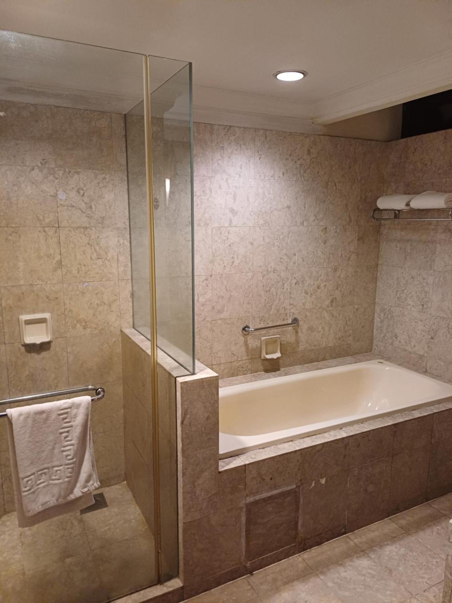 Times Square Grand Service Suite 쿠알라룸푸르 객실 사진